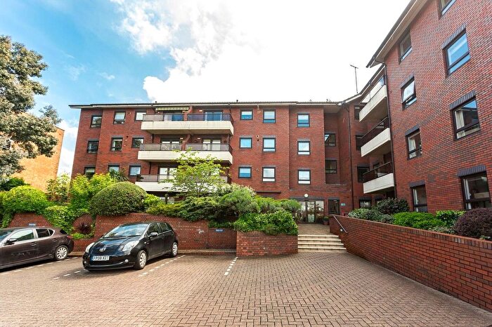 1 Bedroom Flat To Rent In Finchley Road, London, NW11