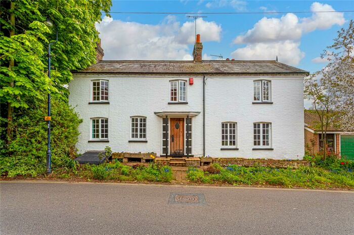 5 Bedroom Detached House To Rent In Station Road, Harlington, Bedfordshire, LU5