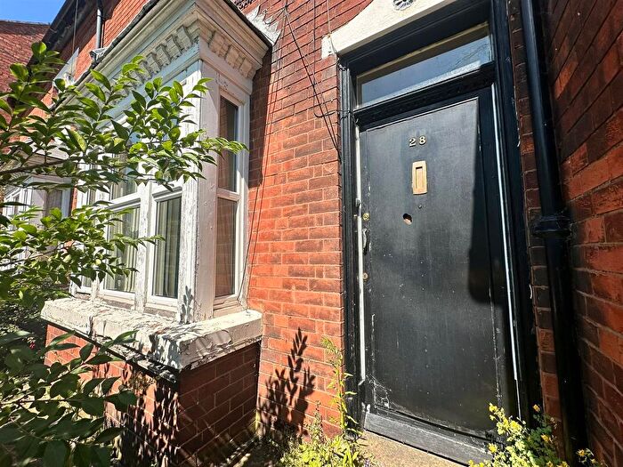 3 Bedroom Terraced House To Rent In Butts Road, Walsall, WS4