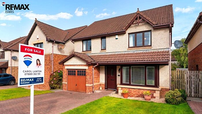 4 Bedroom Detached House For Sale In Hollyhock Glade, Livingston, EH54