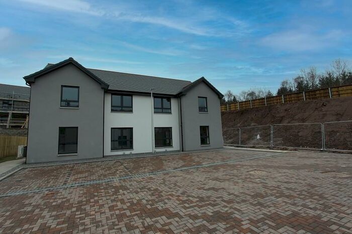 2 Bedroom Ground Flat To Rent In Meadow Wood Road, Inshes, Inverness., IV2