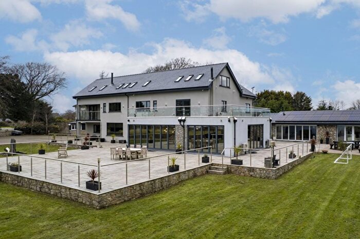 7 Bedroom Detached House For Sale In Dimlands Road, Llantwit Major, CF61