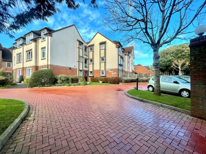 1 Bedroom Retirement Property To Rent In Retirement Property, Park View Court, Queens Park, BH8