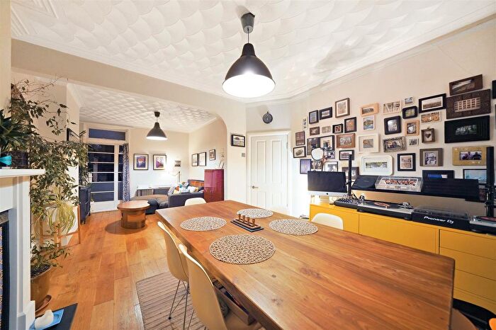 4 Bedroom Terraced House To Rent In Davenport Road, London, SE6