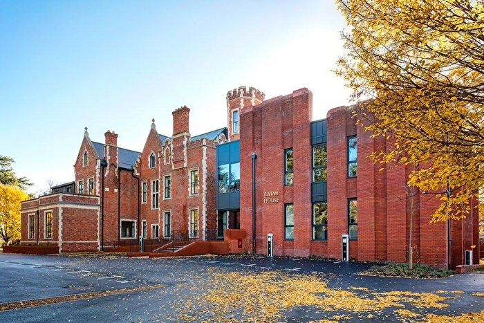 1 Bedroom Flat To Rent In Nixey Close, Slough, Berkshire, SL1