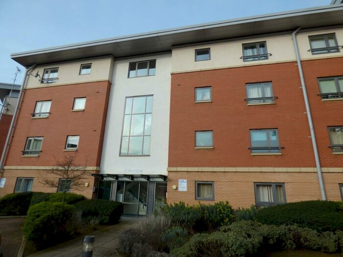 2 Bedroom Flat To Rent In West Cotton Close, Northampton, NN4