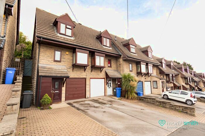 2 Bedroom Town House To Rent In Fox Hill Road, Wadsley Bridge, S6