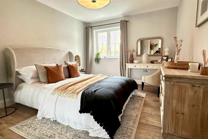 2 Bedroom Bungalow For Sale In Chantry Close, Bishop's Stortford, CM23