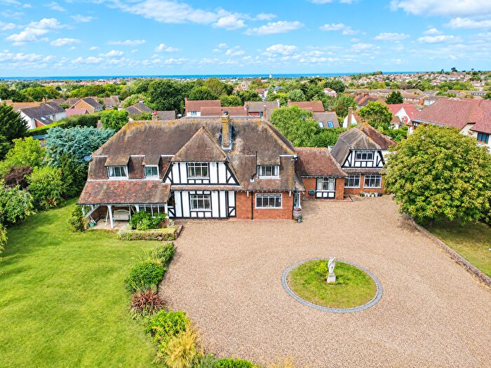 6 Bedroom Detached House For Sale In Ridgeway Road, Herne Bay, CT6
