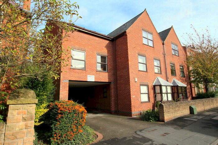 2 Bedroom Apartment To Rent In Pierrepont Court, Trent Boulevard, NG2