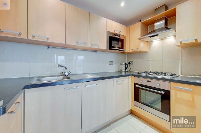 2 Bedroom Apartment To Rent In Mannock Close, London, NW9