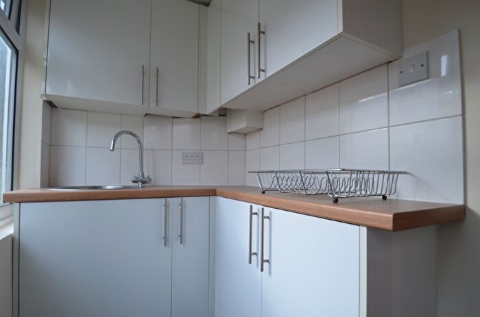 Studio To Rent In Station Road, Ashford, TW15