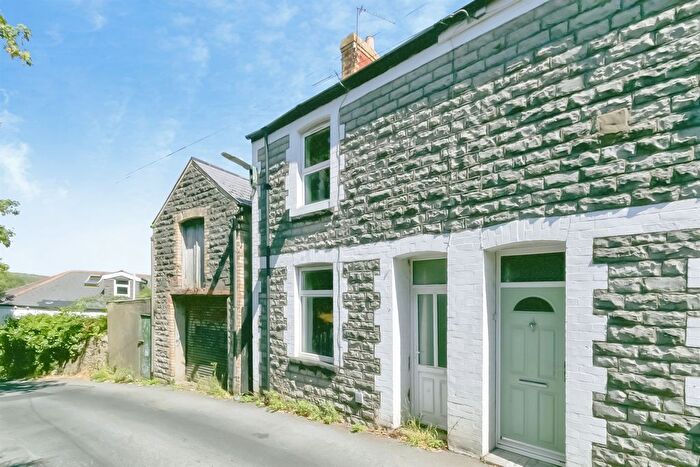 2 Bedroom End Terrace House For Sale In Robins Lane, Barry, CF63