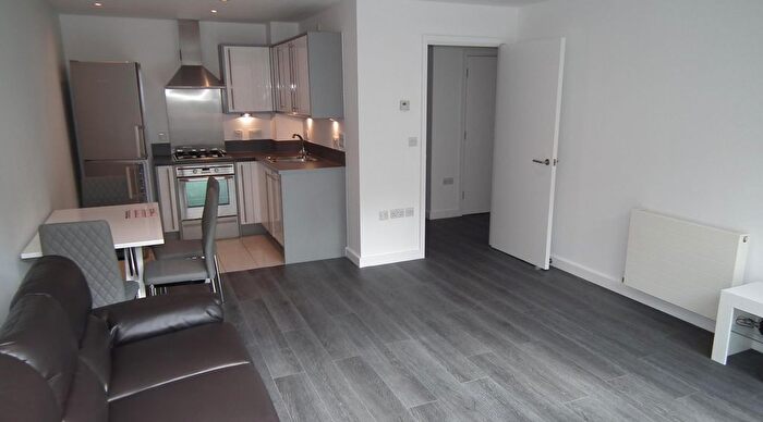 1 Bedroom Flat To Rent In Buckler Court, Eden Grove, London, N7