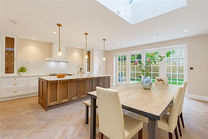 5 Bedroom Detached House For Sale In Ritherdon Road, SW17