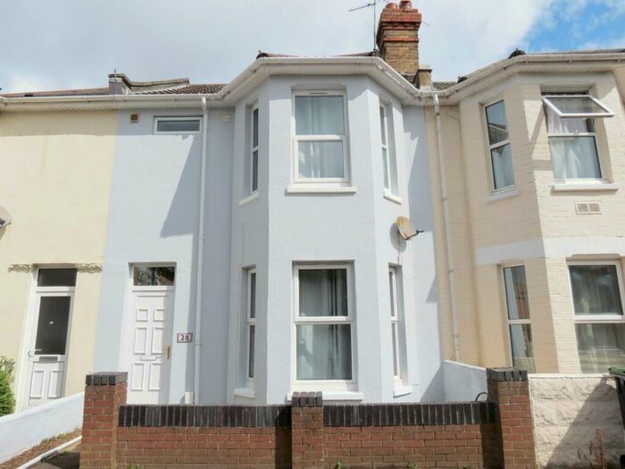 4 Bedroom House To Rent In Bedroom Semi Detached House In Charminster, BH8
