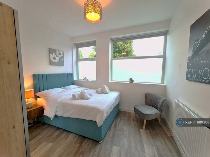 1 Bedroom Maisonette To Rent In High Street, Cheltenham, GL50