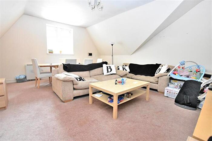 2 Bedroom Apartment To Rent In Park Gate, Birmingham, B13