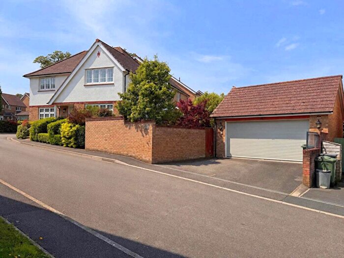 4 Bedroom Detached House For Sale In Hughes Gardens, Bideford, EX39