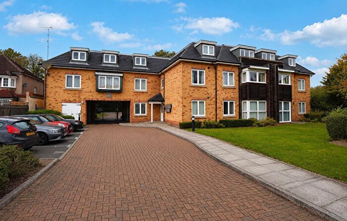 1 Bedroom Flat To Rent In Chestlands Court, Hillingdon, UB10