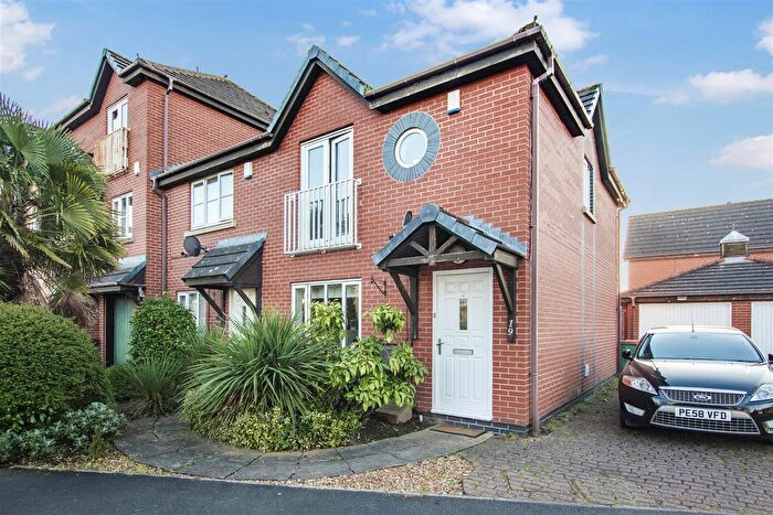 3 Bedroom Mews For Sale In Maritime Way, Ashton, PR2