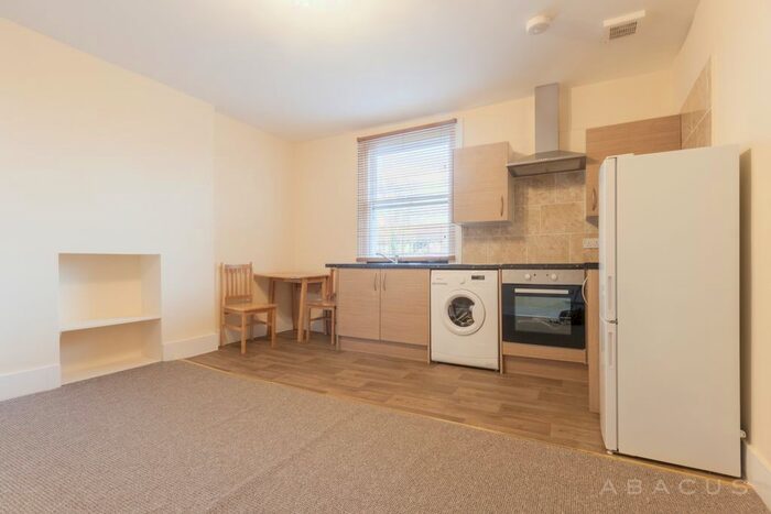 Studio To Rent In Fordwych Road, Kilburn, NW2