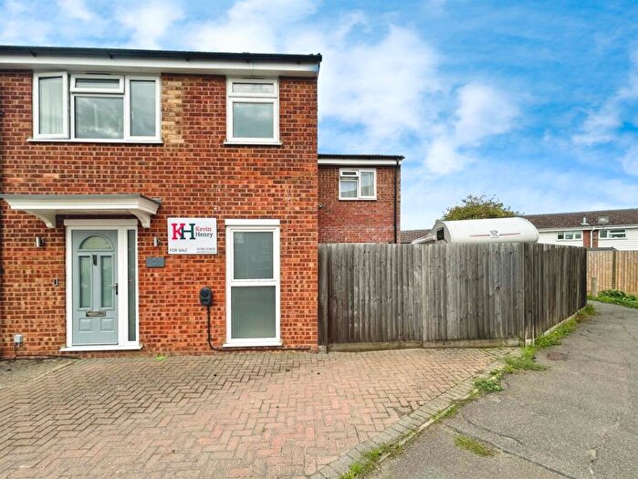 4 Bedroom End Of Terrace House For Sale In Church Field, Saffron Walden, CB11