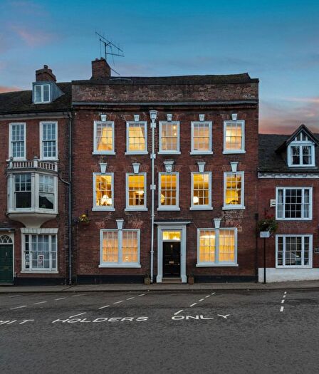 4 Bedroom Property For Sale In Edgar Street, Worcester City, WR1