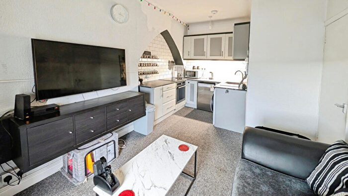 1 Bedroom Apartment For Sale In Cowbridge Road East, Cardiff, Cardiff, CF5