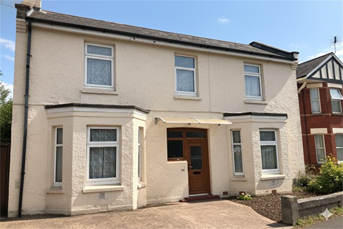 6 Bedroom House To Rent In Melville Road, BH9