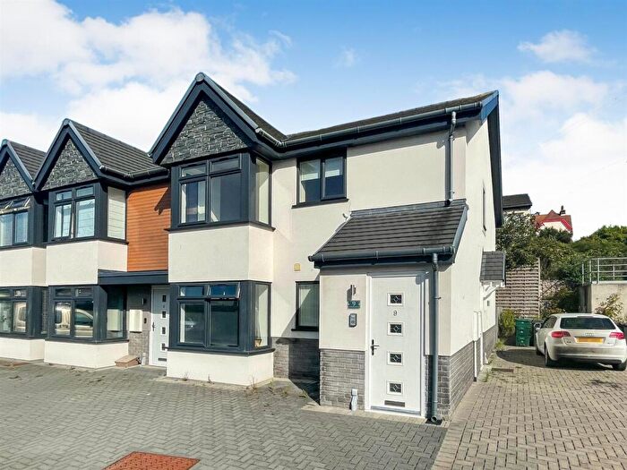 2 Bedroom Apartment To Rent In Conway Road, Llandudno Junction, Conwy, LL31