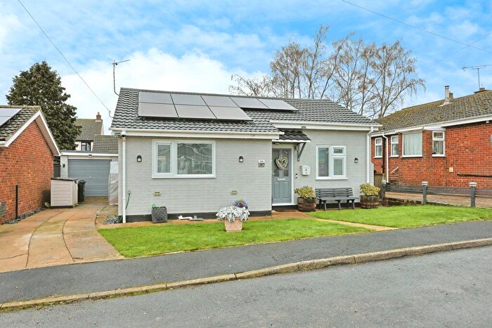 3 Bedroom Detached Bungalow For Sale In Priory Close, Sporle, King's Lynn, PE32
