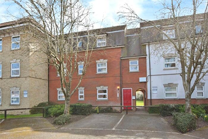2 Bedroom Apartment For Sale In Haltwhistle Road, South Woodham Ferrers, Chelmsford, Essex, CM3