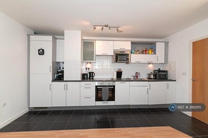 2 Bedroom Flat To Rent In Becket House, Brentwood, CM14