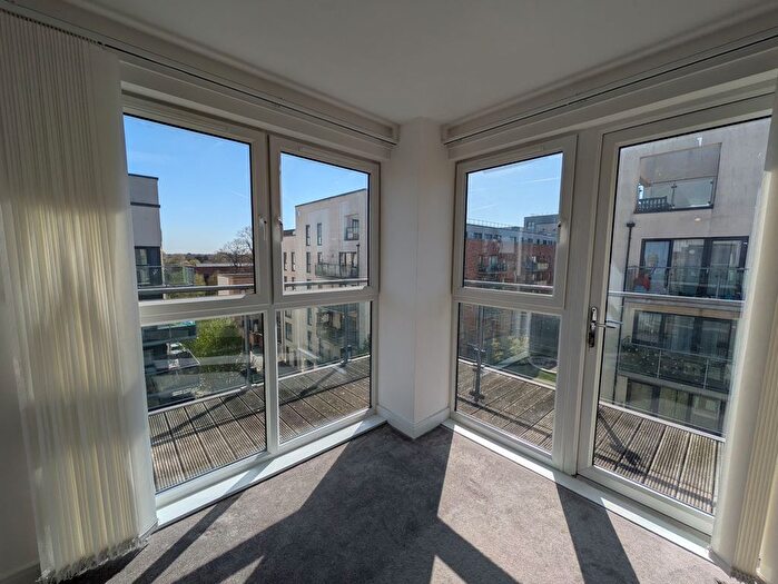 1 Bedroom Flat To Rent In St. Andrews House, Dagenham, RM8