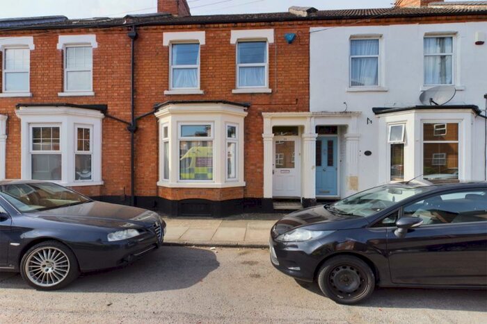 5 Bedroom Terraced House To Rent In Ivy Road, Northampton, NN1