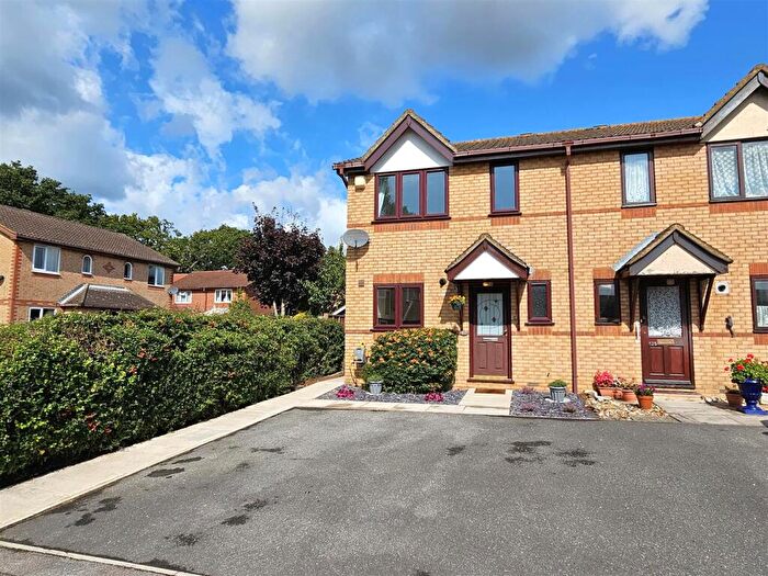 3 Bedroom Semi-Detached House To Rent In Wheatlands, Titchfield Common, PO14