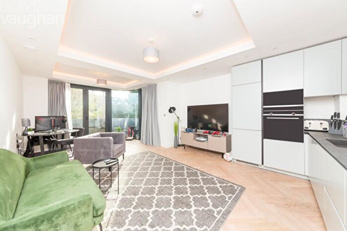 1 Bedroom Flat To Rent In Gloucester Place, Brighton, BN1