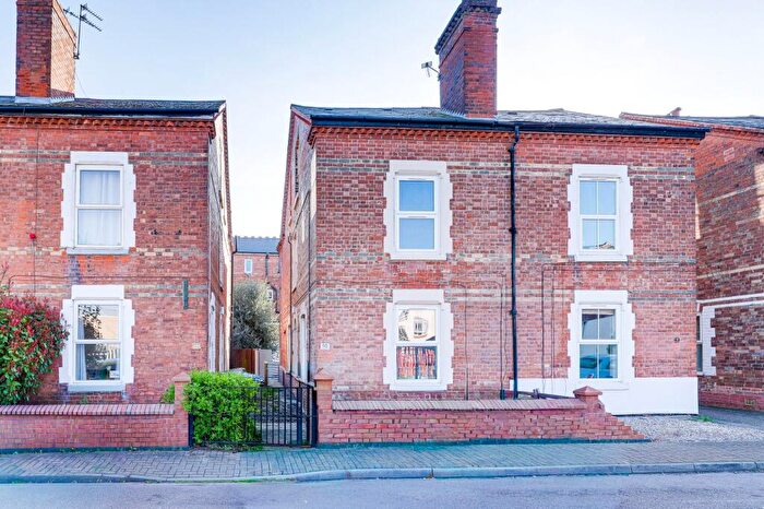 4 Bedroom Semi Detached House For Sale In Bridge Grove, West Bridgford, NG2