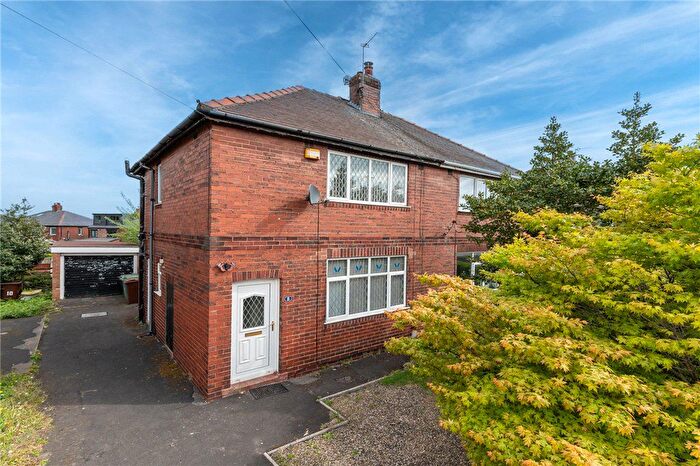 2 Bedroom Semi Detached House For Sale In Wynyard Drive, Morley, Leeds, West Yorkshire, LS27