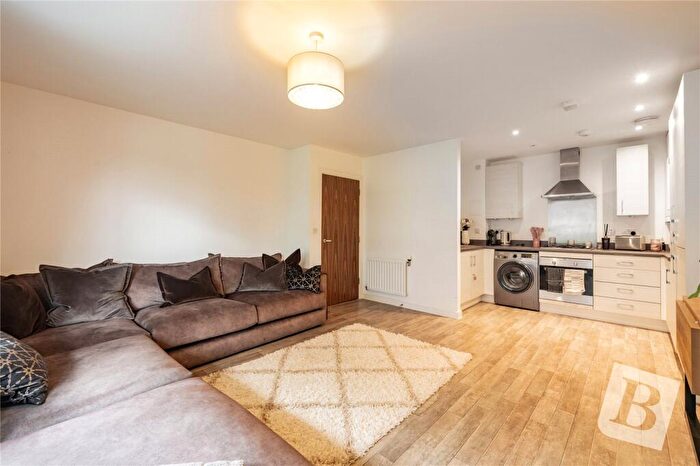 1 Bedroom Apartment For Sale In Cunard Square, Chelmsford, Essex, CM1