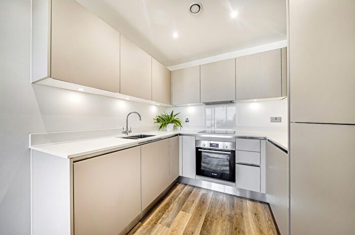 1 Bedroom Flat For Sale In Freedom House, Brownlow Road, London, W13