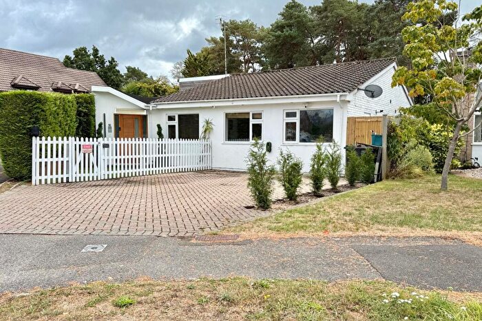 3 Bedroom Detached Bungalow For Sale In St. Leonards, BH24