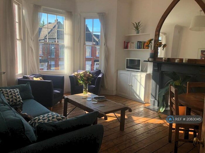 3 Bedroom Maisonette To Rent In Chardmore Road, London, N16