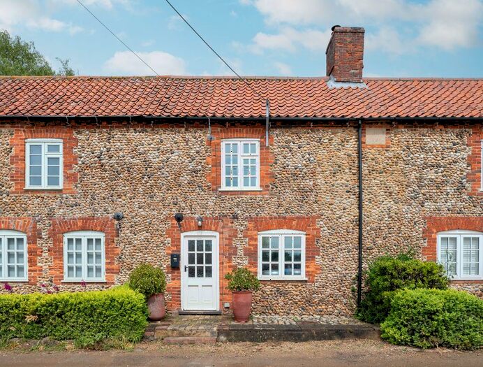 2 Bedroom Terraced House For Sale In Chapel Lane, Ringstead, Hunstanton, PE36