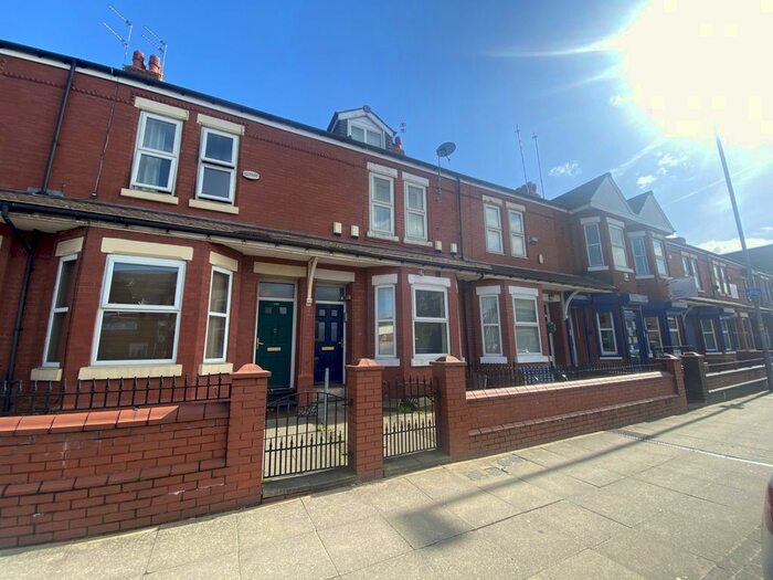 1 Bedroom Flat To Rent In Langworthy Road, Salford, M6