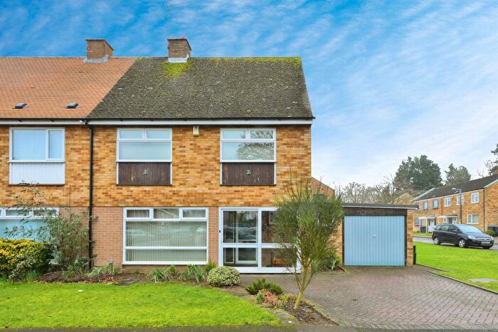 3 Bedroom Semi Detached House For Sale In Upper Park, Harlow, CM20