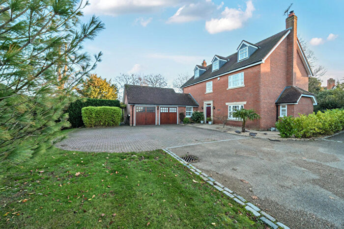 5 Bedroom Detached House For Sale In The Avenue, Stratford-upon-avon, CV37