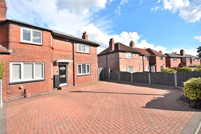 3 Bedroom Semi-Detached House For Sale In Well Garth Mount, Leeds, West Yorkshire, LS15