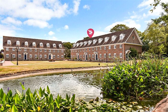5 Bedroom Town House For Sale In March Square, Chichester, West Sussex, PO19